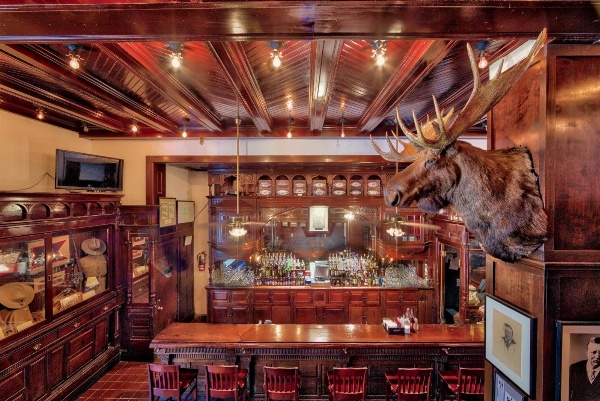 Menger Hotel Main image